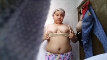 Solo en el baño