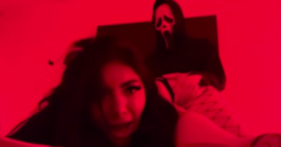 Cosplayer and sleep cookaa y fan en Halloween