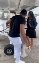 Lo llevan a un vuelo especial para evitar su línea de cocción de la BBC