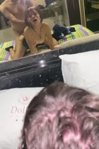 Morder como un perro en el hotel del hotel