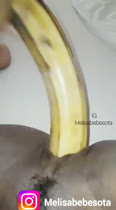 Mesabebopeta araron con un plátano exitoso