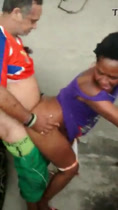 Un sexo público y todos escriben y celebran el tiempo