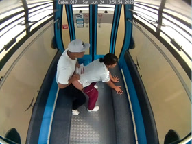 El videos porno de la pareja teniendo sexo en la cabina de Aerovia de Guayaquil