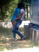 Estuvo a puntito de venirse adentro, pero ella se quito enojada