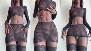 Que bonita la semilla de esta negrita