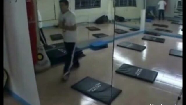 Se la coge en el gym y lo graban sin que se den cuenta