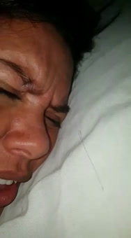 Dando el chiquito y le duele mucho