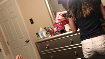 Estaba a Punto De Correrme Cuando Su Mamá Nos Atrapó