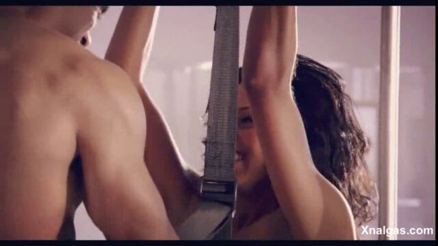 La Actriz Monique Cash obtiene su follada porno