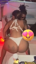 Mami Kim lo mueve bien verdad VIDEO COMPLETO