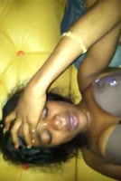 Suben el volumen a la música para que los vecinos no escuchen los gritos