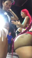 Varias putitas Dominicana en el show de bailé