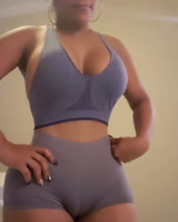 Yulisaa charm muestra semilla!