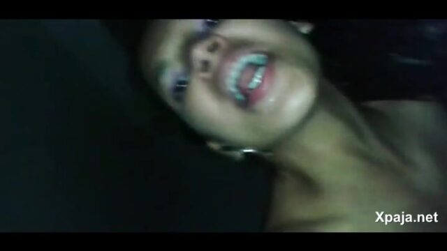 Ay que rico grita mientra chupa