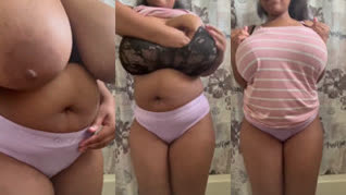 Sus tetas son enormes