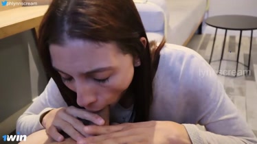 Unfaithful wife cheated on with repairman in Argentina - uber-sexy hard-core porno!